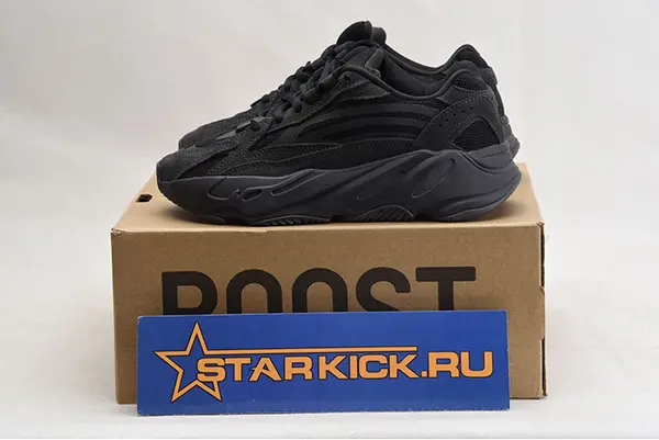 ADIDAS YEEZY BOOST 700 V2 VANTA - FU6684