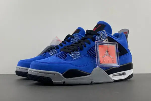 Air Jordan 4