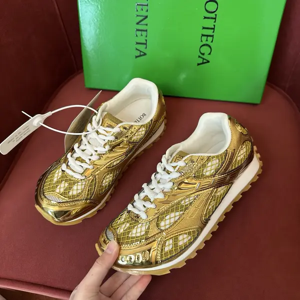 BOTTEGA VENETA