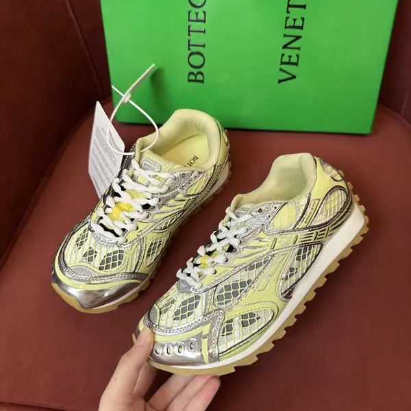 BOTTEGA VENETA