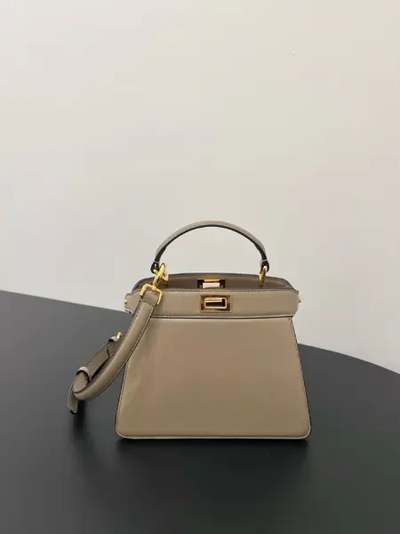 Fendi Peekaboo Iseeu Petite