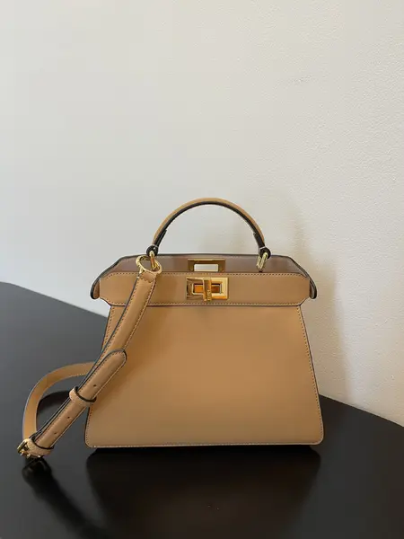 Fendi Peekaboo Iseeu Small