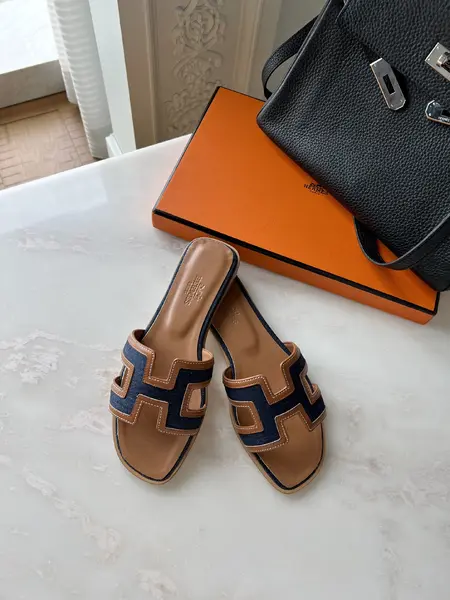 Hermes Oran Slippers
