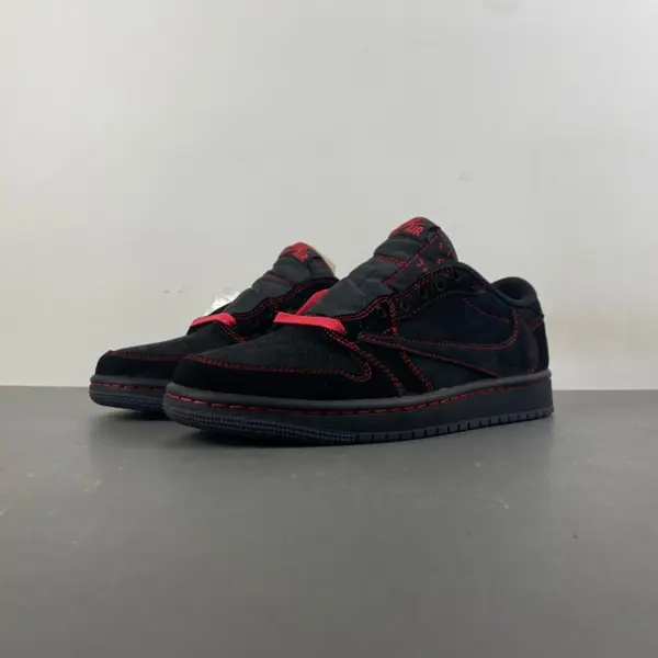 Travis Scott x OFF-WHITE x Jordan Air Jordan 1 DM7866-003