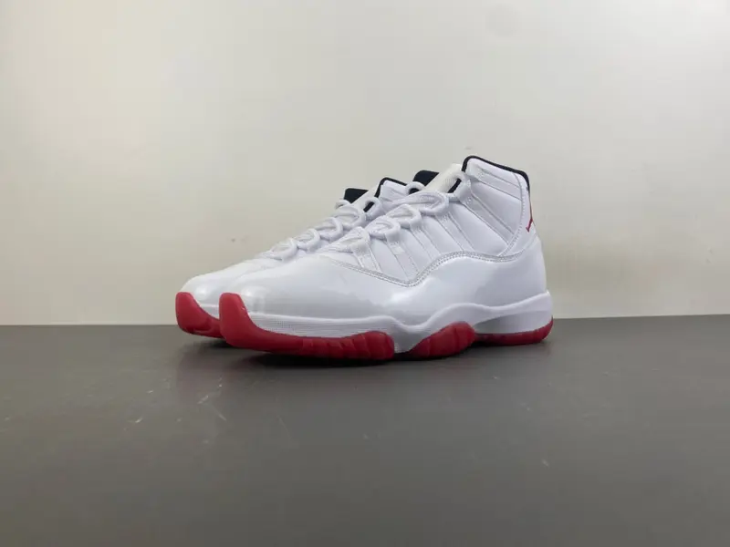 Air Jordan 11 CT8012-160