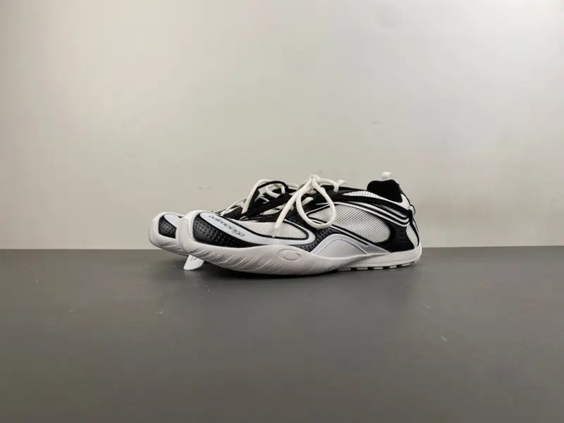 BALENCIAGA/ RADAR GRADIENT LINESH 865703 WSTEO 9010
