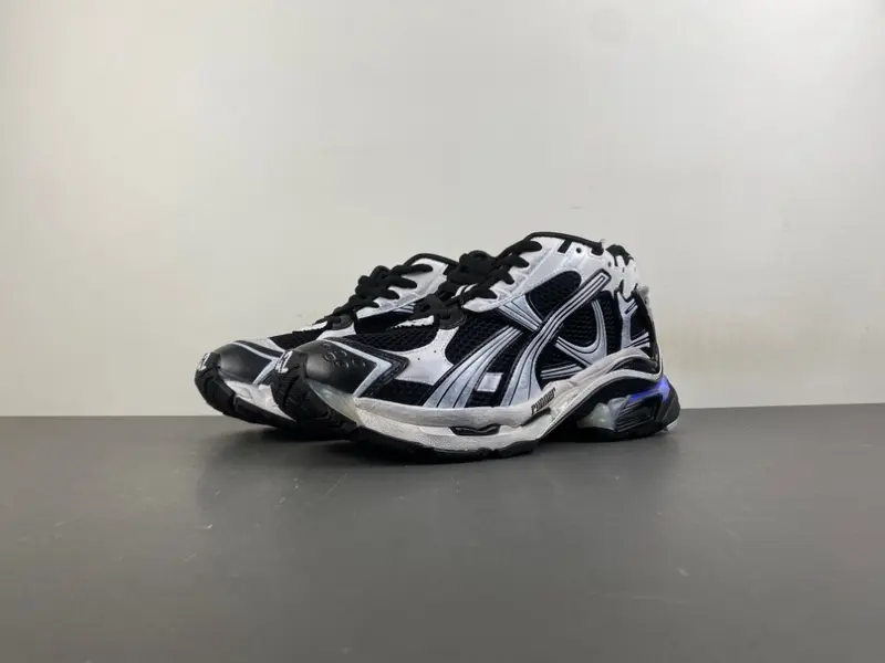 BALENCIAGAN RUNNER LED