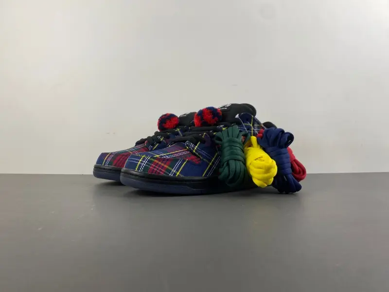 Nike SB Dunk Low “Nardwuar” II1493-600