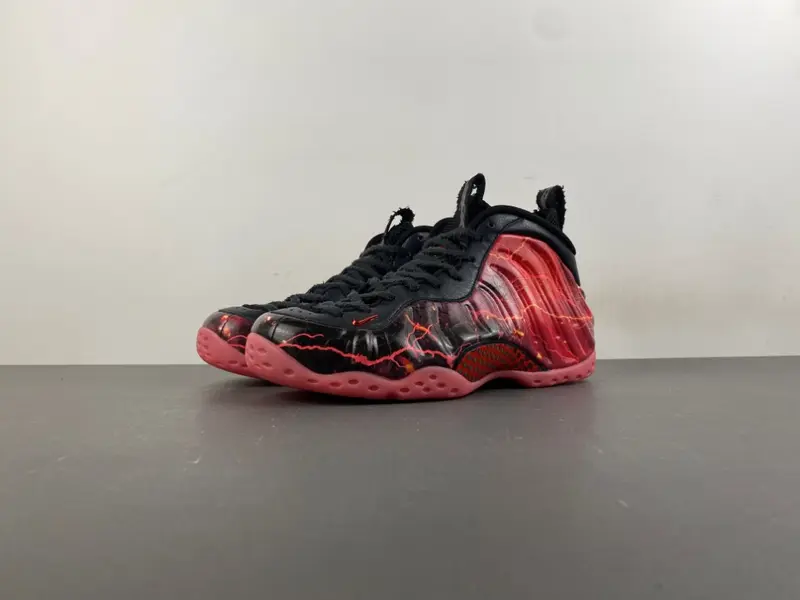 Stranger Things x Nike Air Foamposite One Premium QS 'Black Bright Crimson' 2026 IR7336-001