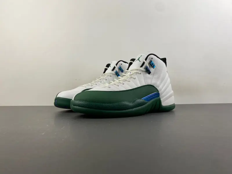 Air Jordan 12 “Bucks”CT8013-103