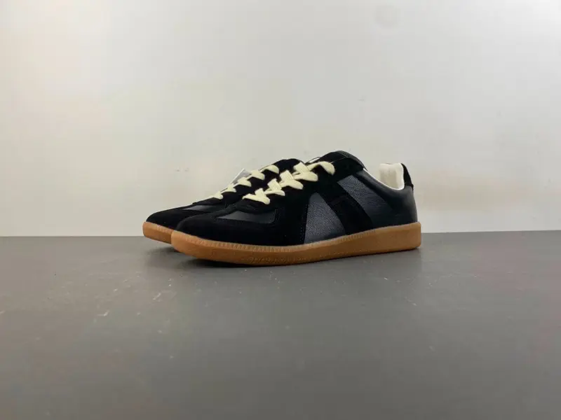 Maison Margiela  Low-Top Sneakers