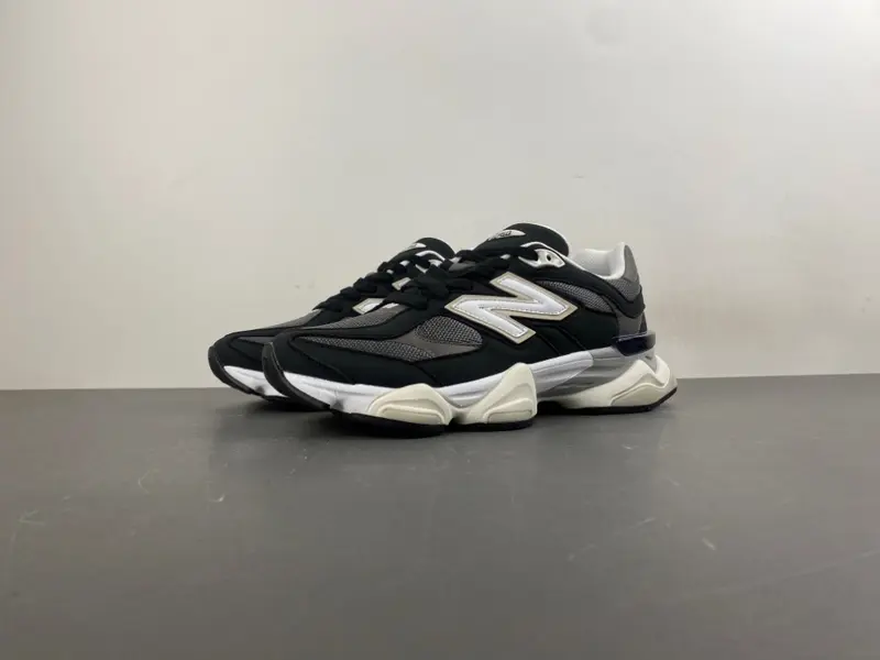 New Balance  U9060510
