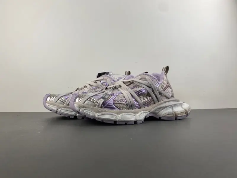 IAGA -PHANTOM SNEAKER 825601 W3XCH 0915