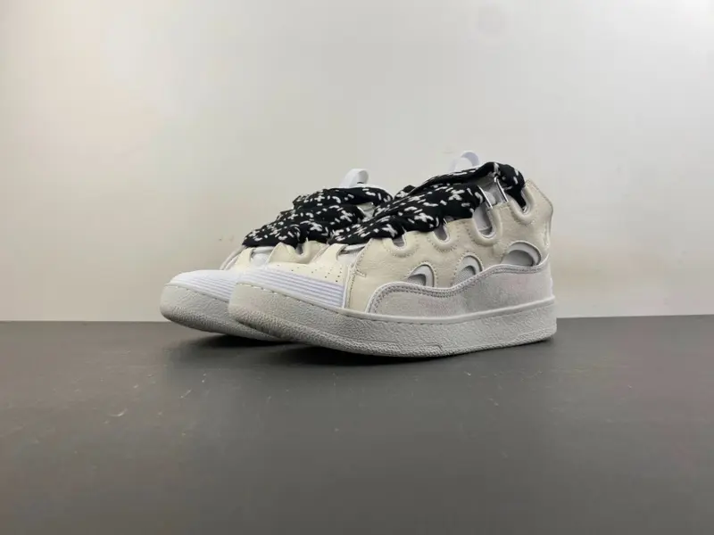 Lanvin – All-White & Black