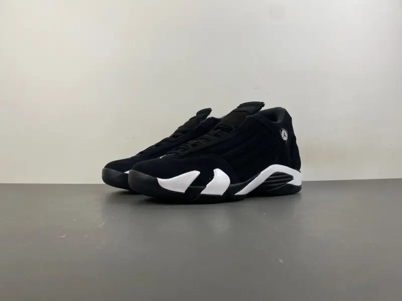 Air Jordan 14 Retro 'Black White'  487471-016