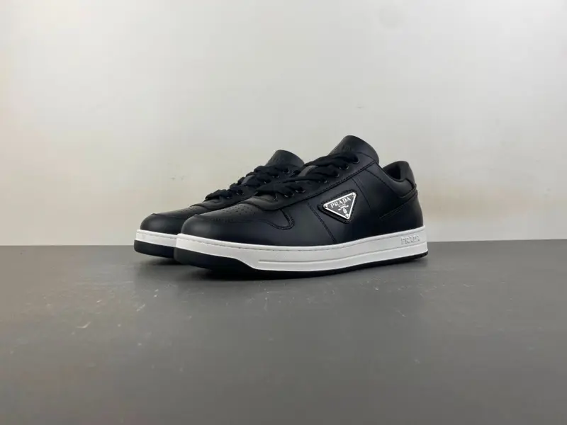 Prada Downtown Leather 'Black