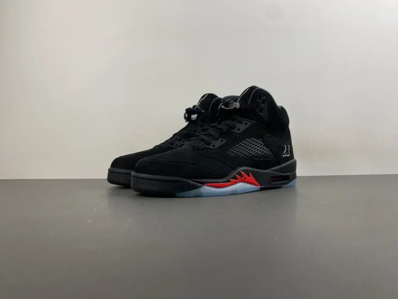 Air Jordan 5 Retro 'Halloween' （2026） HQ7978-001