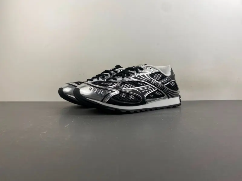 Bottega Veneta Orbit Sneakers