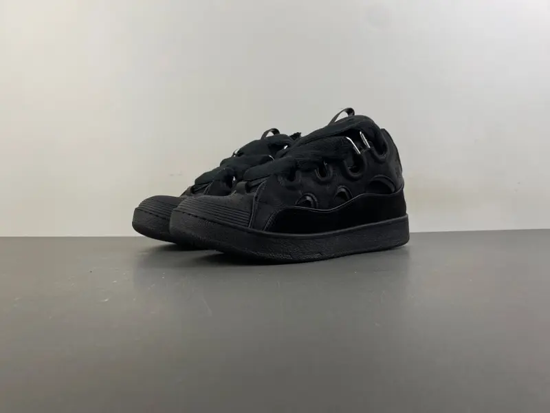 Lavin shoes