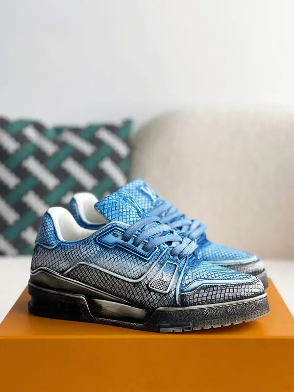 L*V TRAINER SNEAKERS