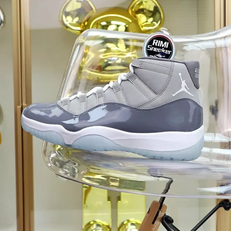 AIR JORDAN 11 RETRO 'COOL GREY' 2021