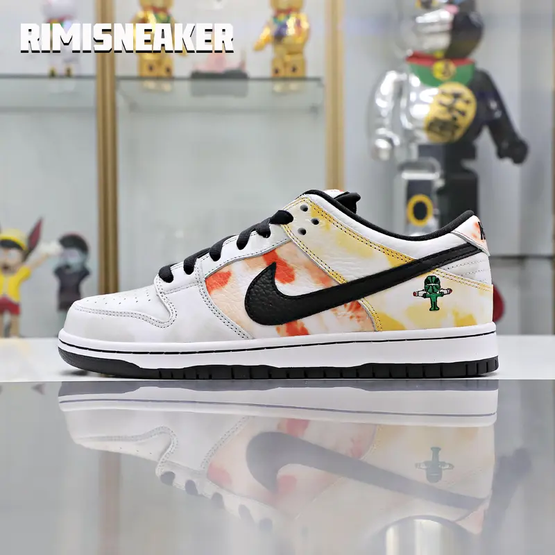 DUNK LOW PRO ROSWELL RAYGUN