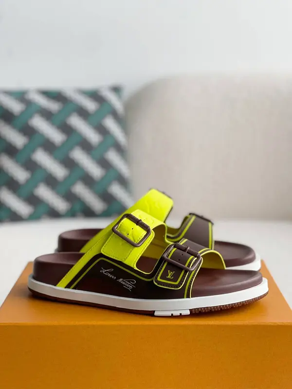 L*V MAN SLIPPERS