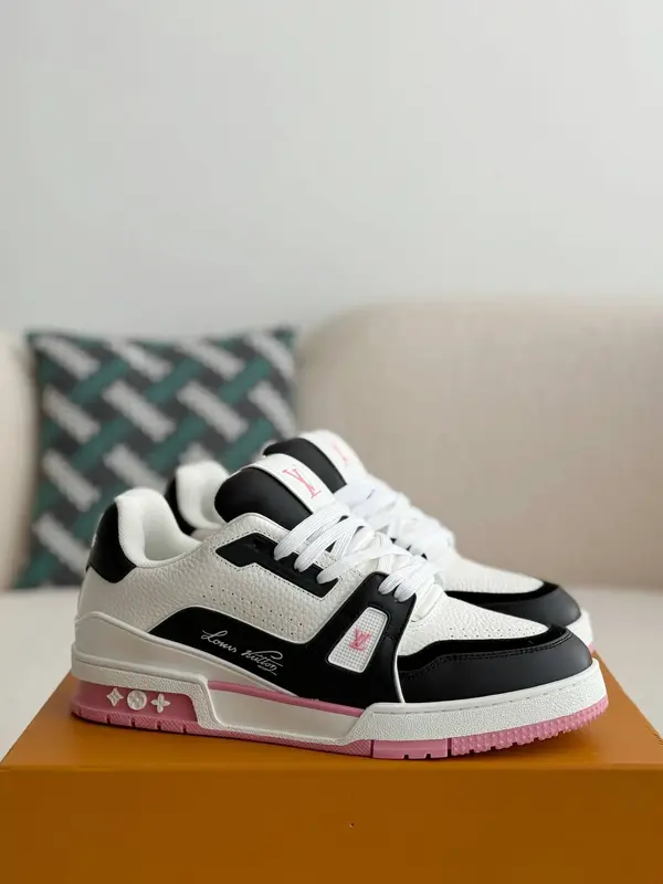 L*V TRAINER SNEAKERS