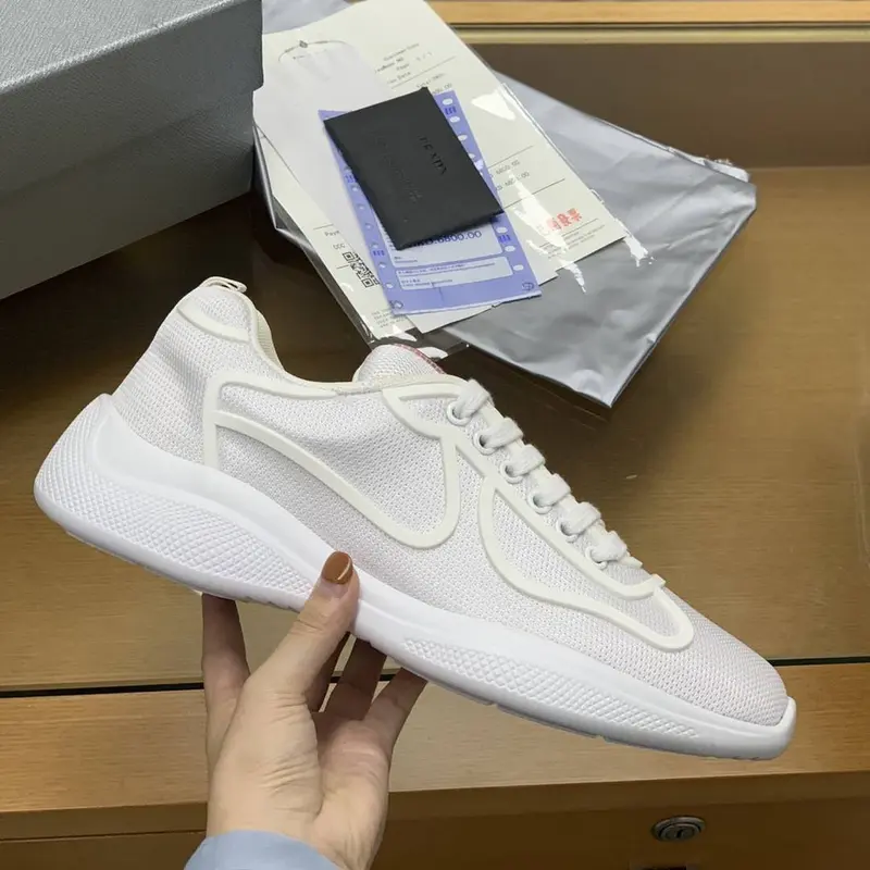 P*DA Sneakers