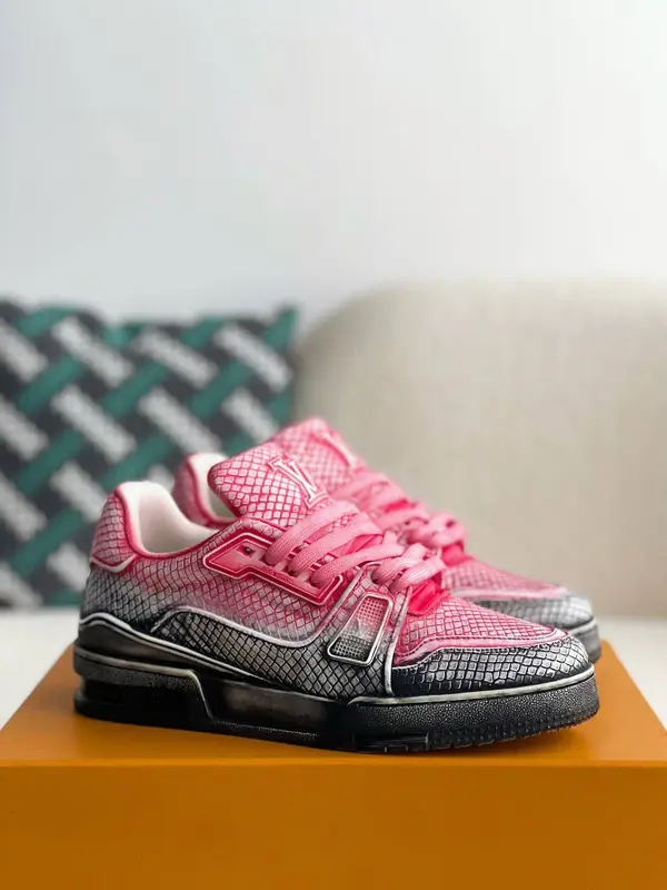 L*V TRAINER SNEAKERS