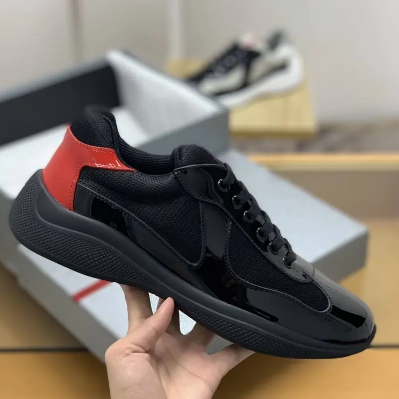 P*DA Sneakers