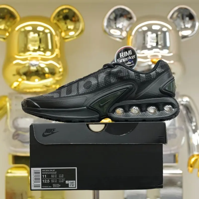 Supreme x Nike Air Max Dn