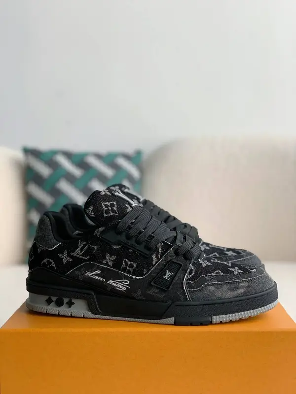 L*V TRAINER