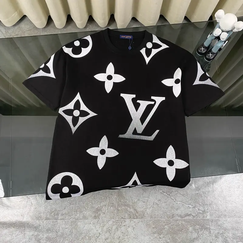 All-Over Gradient Print T-Shirt