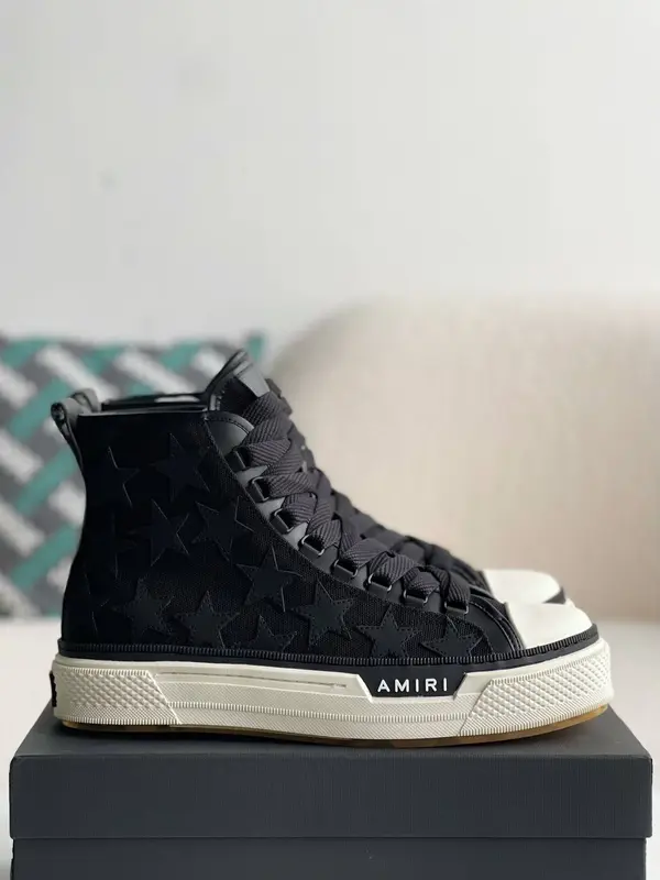 A*RI Sneakers High