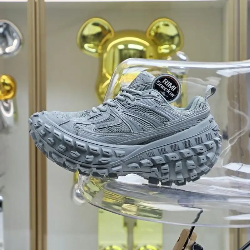 Balenciaga  BLGA