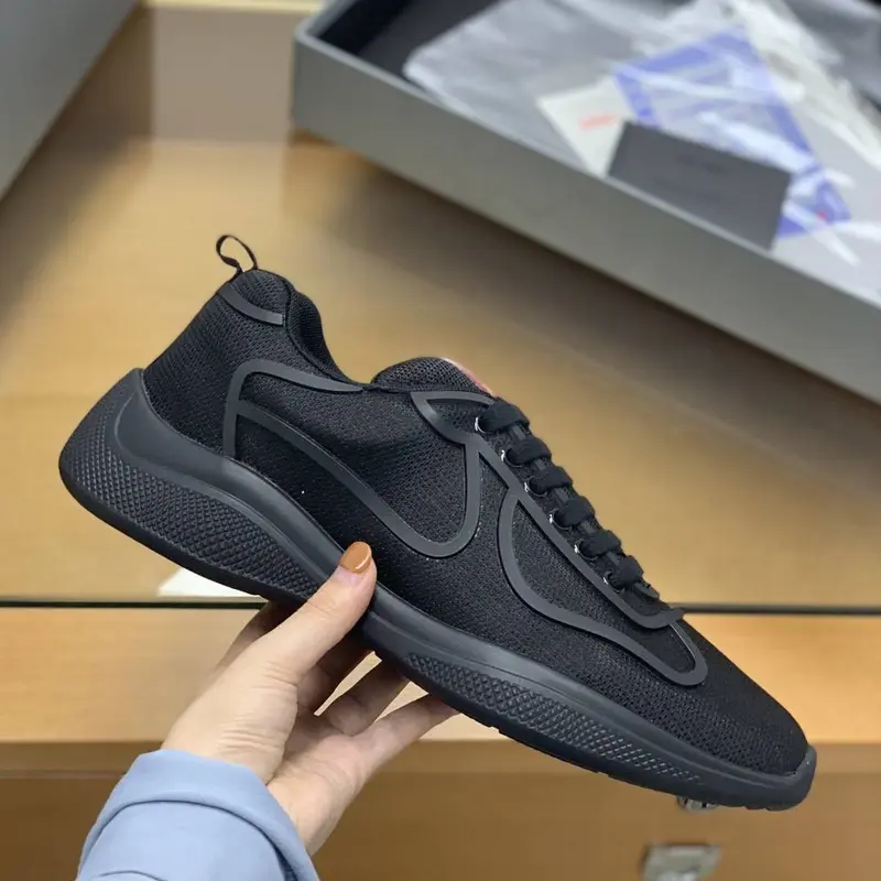 P*DA Sneakers