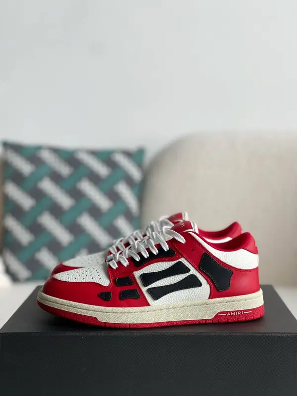 A*RI Bone Sneakers