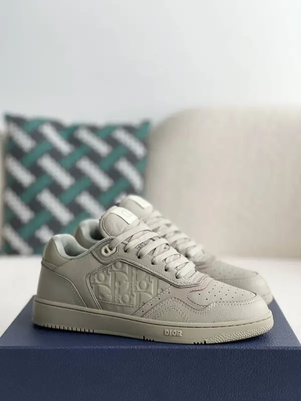 D*OR New B27 Sneaker