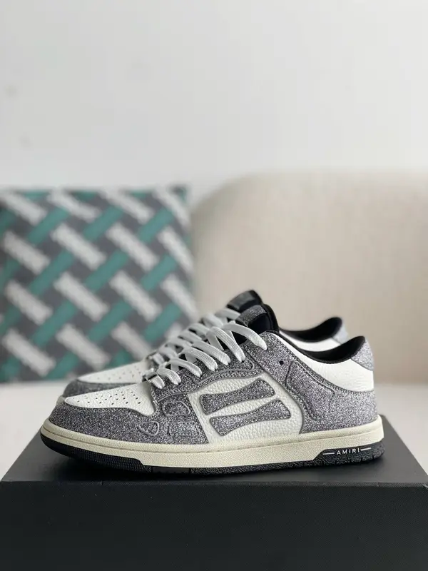 A*RI Bone Sneakers