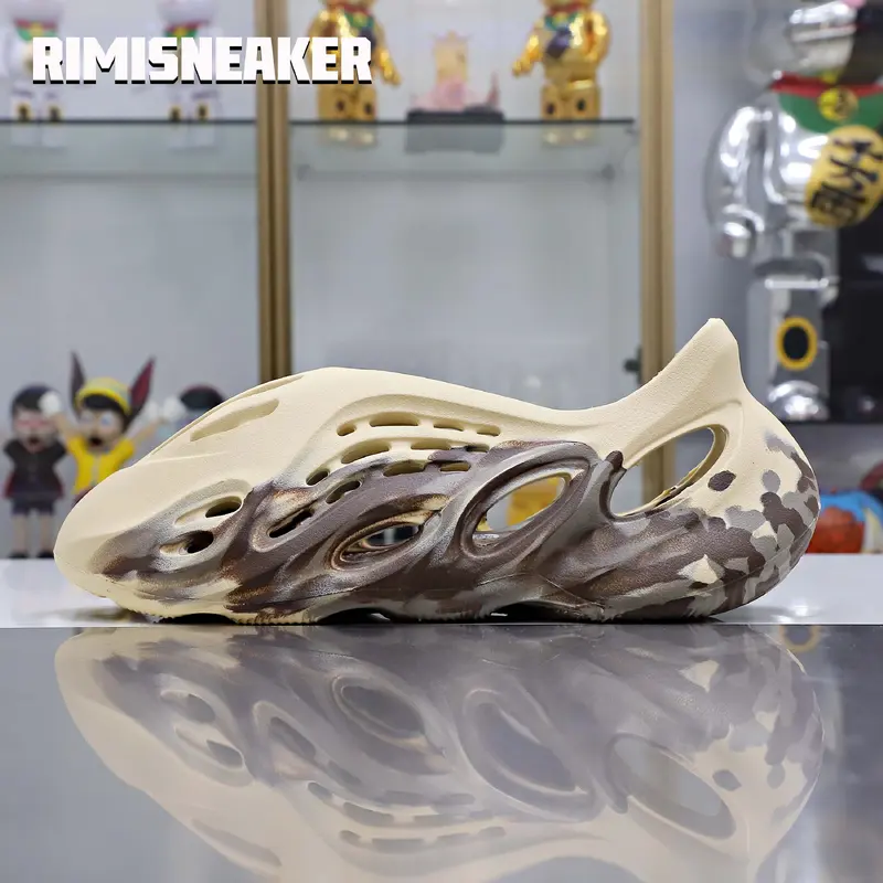 YEEZY FOAM RUNNER 'MX CREAM CLAY'
