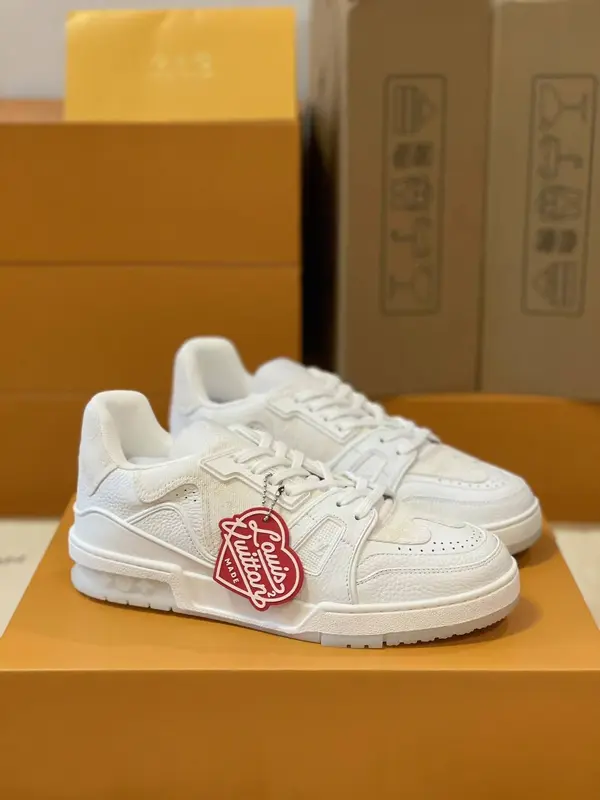 L*V TRAINER 1A9IQ5 Sneakers