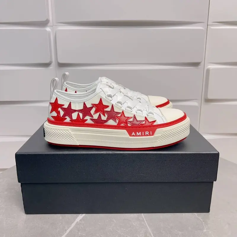 A*RI Sneakers