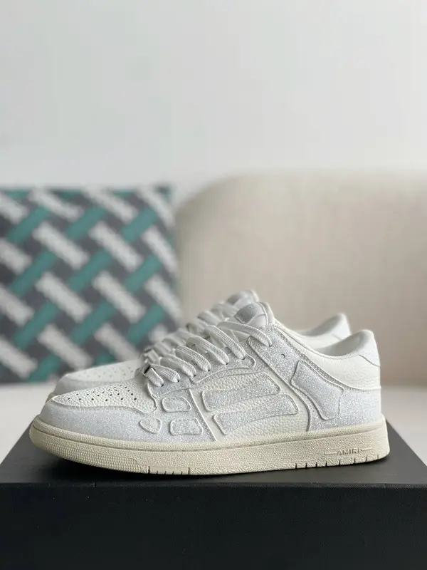 A*RI Bone Sneakers