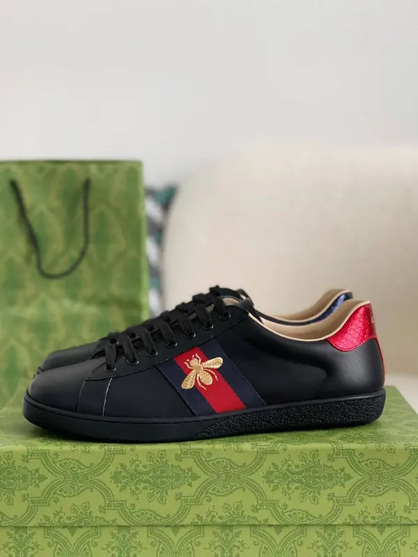 GU*Isneakers Support chip phone sensing