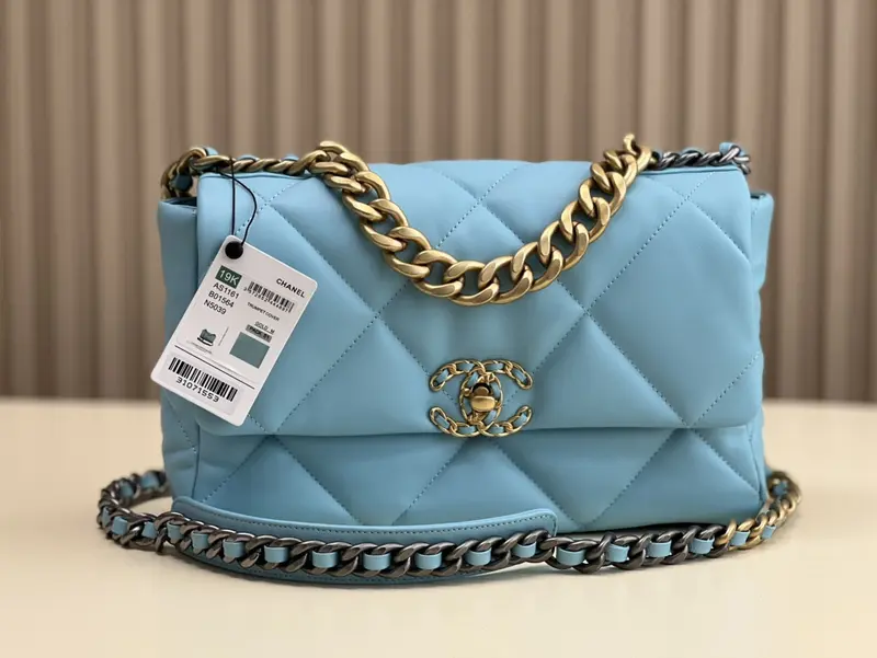 Chanle 19 Handbag