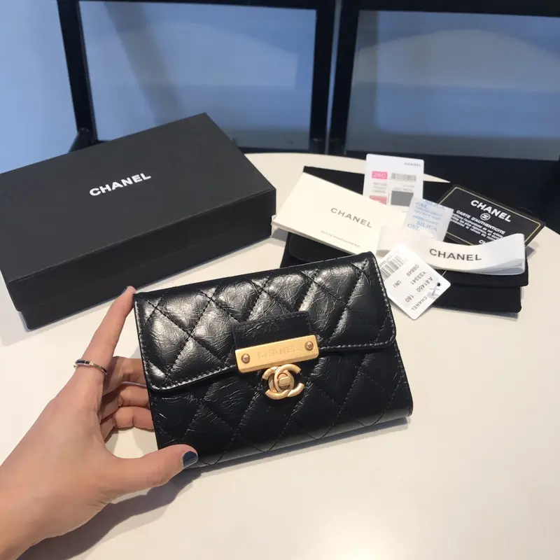 Chanle Flap Wallet