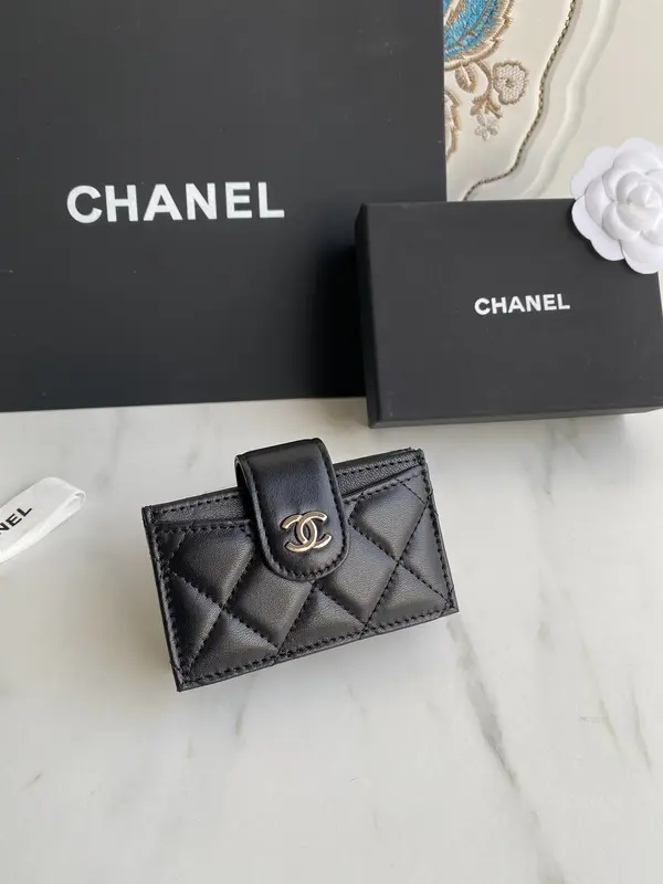 Chanle Flap Wallet