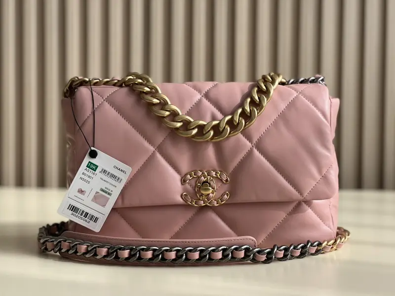 Chanle 19 Handbag