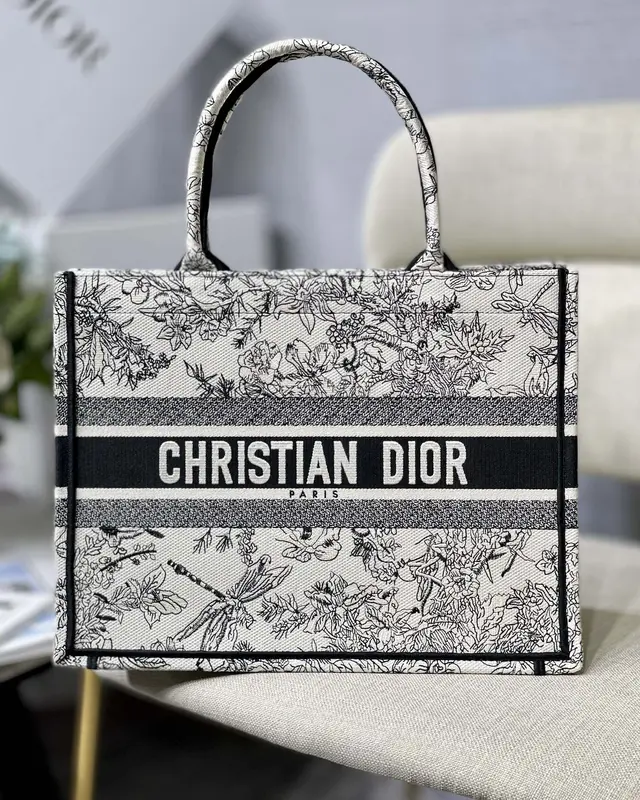 Medium Dior Book Tote
